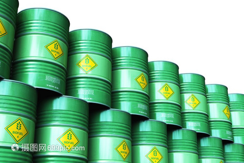 创意抽象生态替代可持续能源和环境保护节约商业概念3D将白色背景隔离的工业储存仓库中的绿色堆叠金属生物燃料桶或柴油作为示例